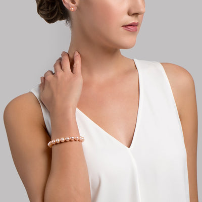 8.5-9.5mm Peach Freshwater Pearl Bracelet - AAA Quality - Model Image